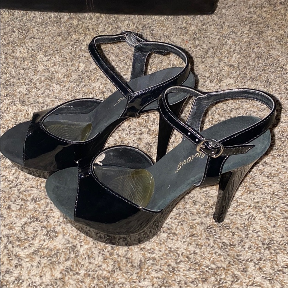 Black cocktail high heels for work. Brand new.